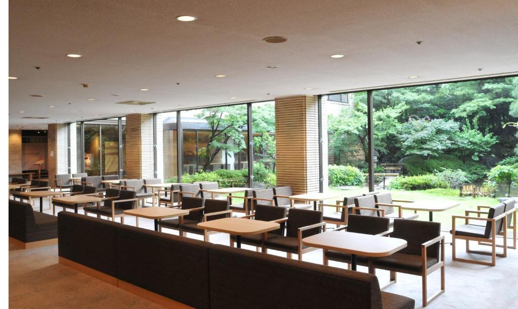 Gosho Nishi Kyoto Heian Hotel Exteriör bild