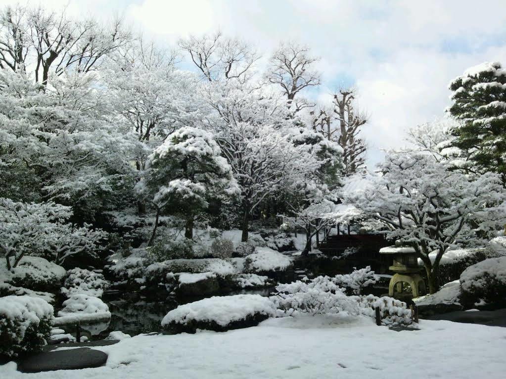 Gosho Nishi Kyoto Heian Hotel Exteriör bild